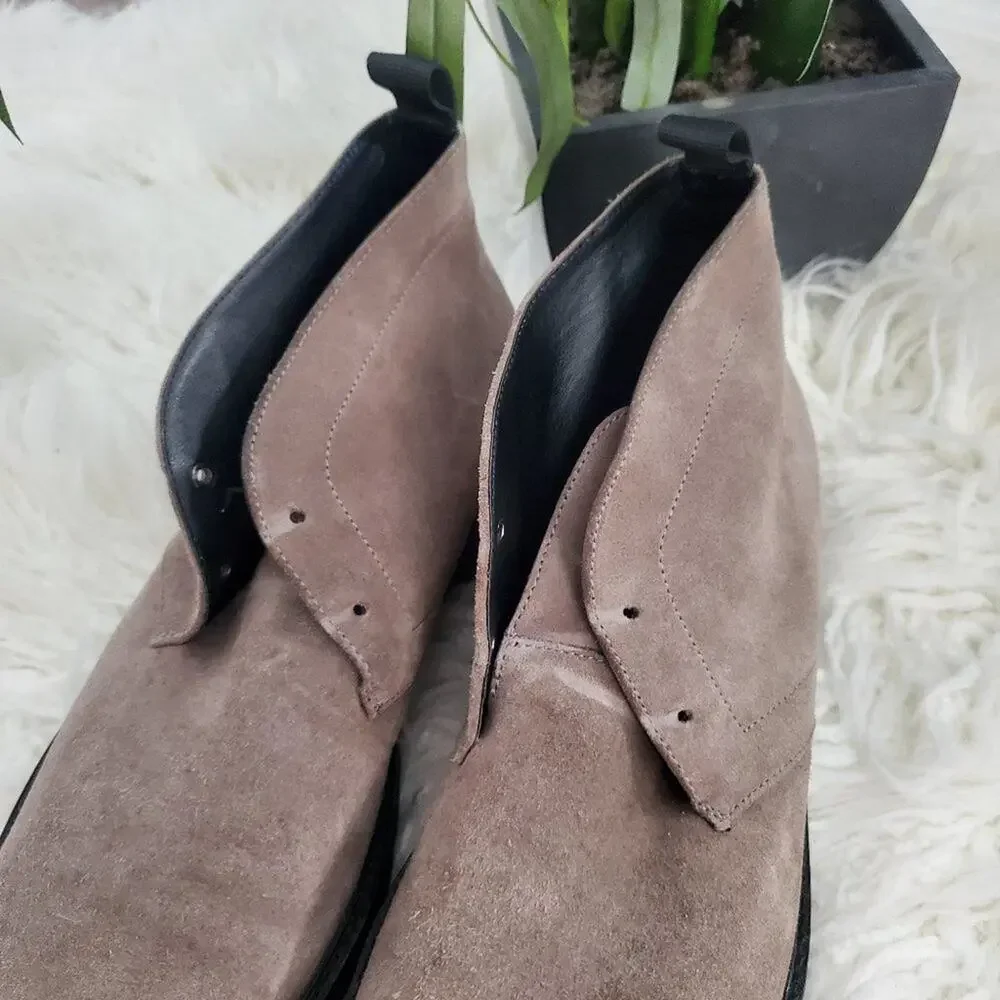 Calvin Klein Men's Ultan Suede Chukka Boots 10.5